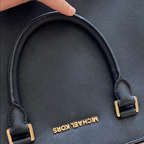 Michael Kors Selma Satchel Bag (Large) - Picture 5 of 7